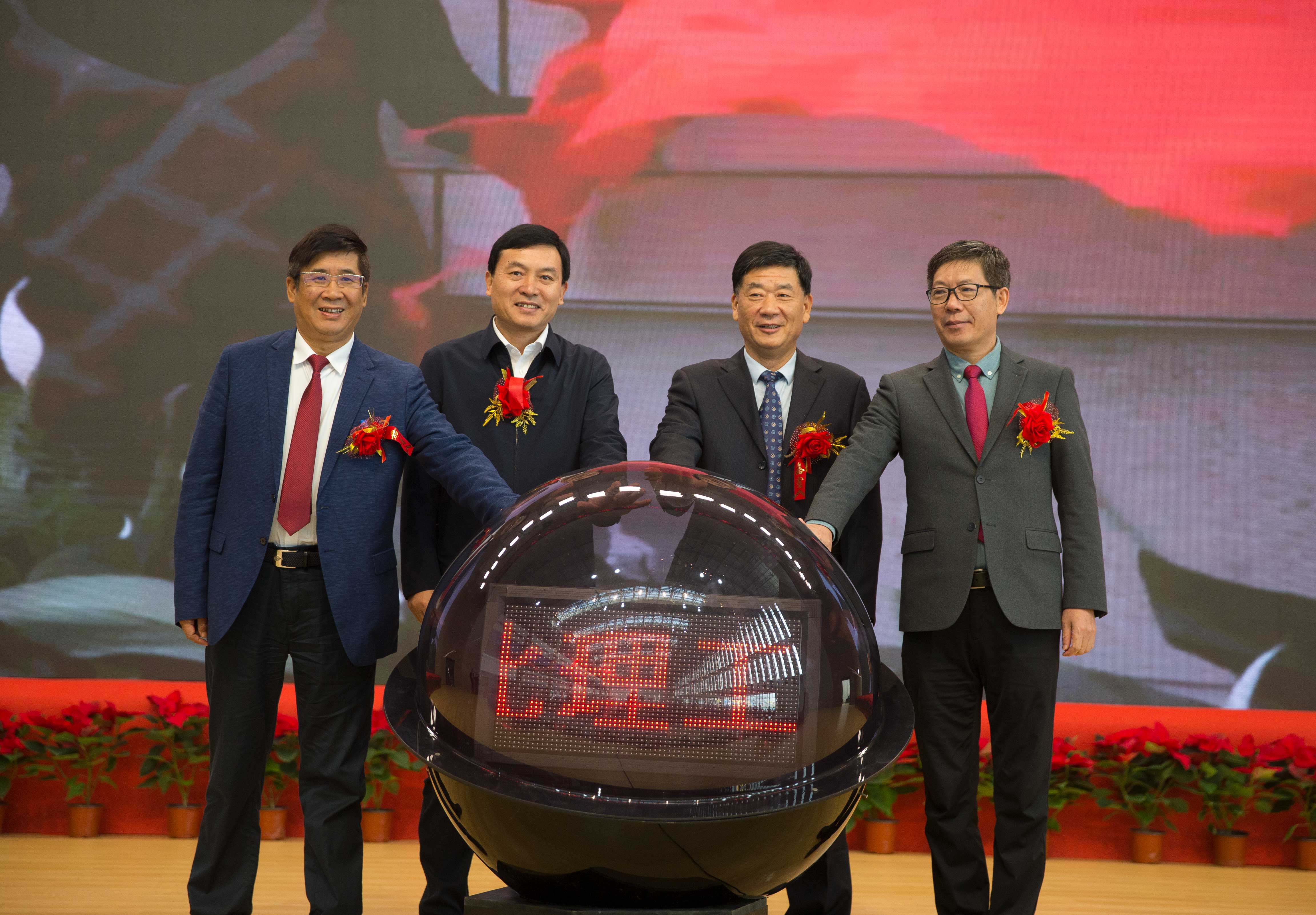 1635144518743976.jpg 2021102205.jpg